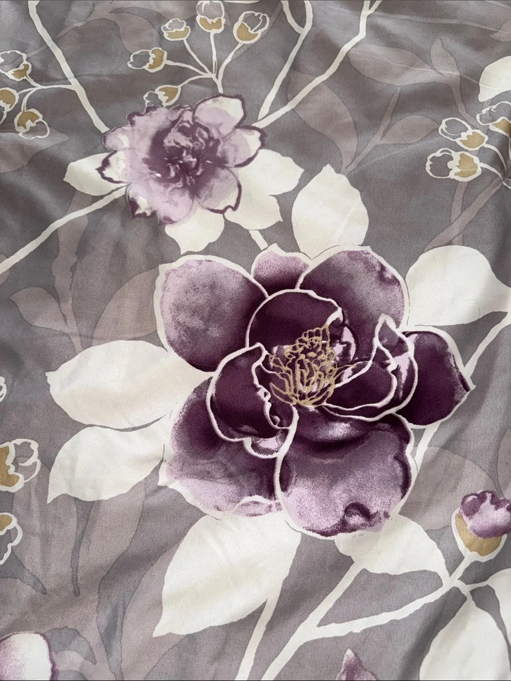 Vintage Lavender White Floral Flowers King Size Comforter 104X92 in Soft Fluffy